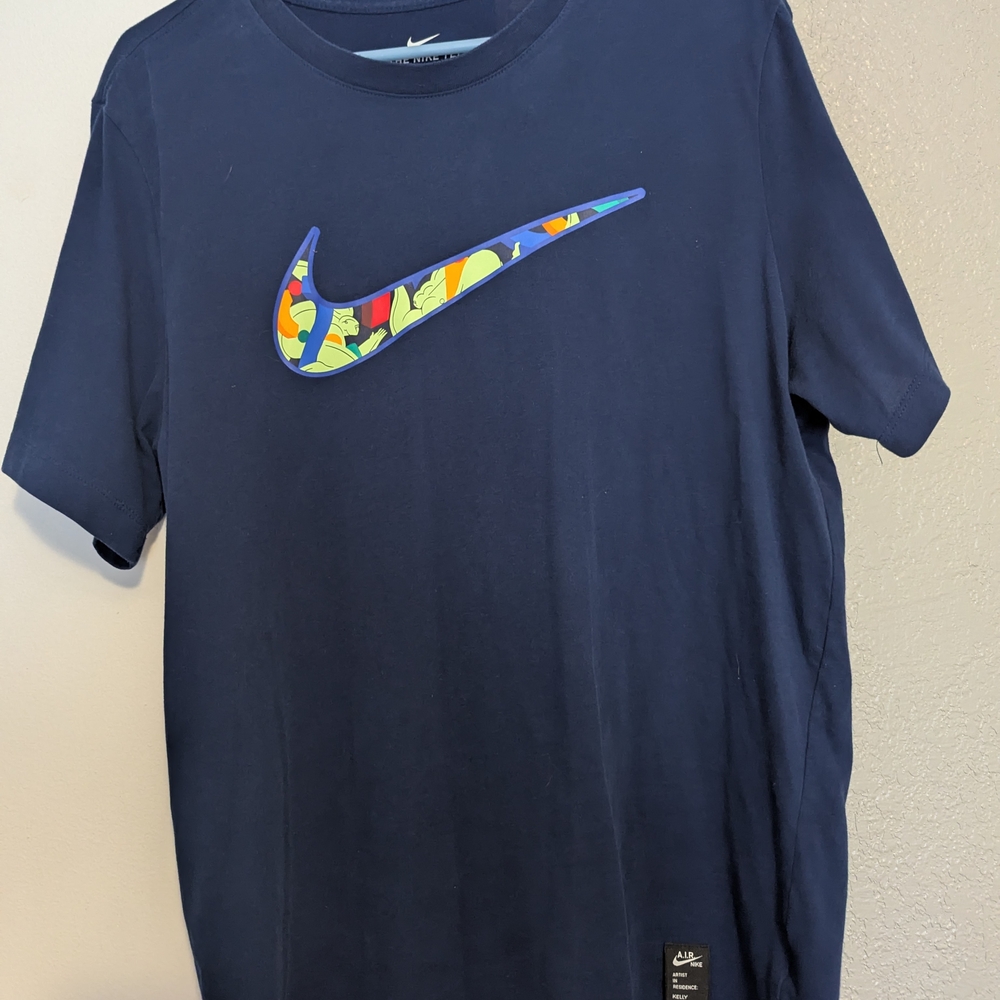 Nike Navy Blue Graphic T-Shirt